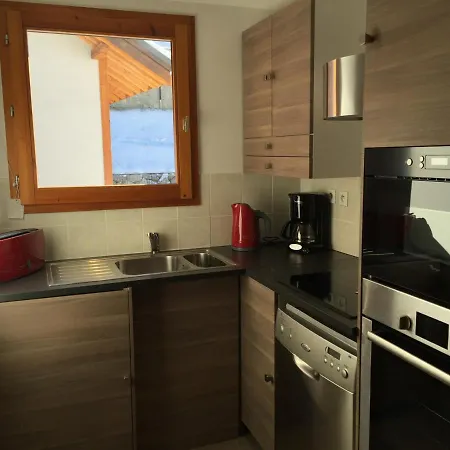 Apartment Duplex 4 Pieces, Balcon, 8 Pers, 4*, Animaux Ok, Proche Telecabine - - Fr-1-263-207
