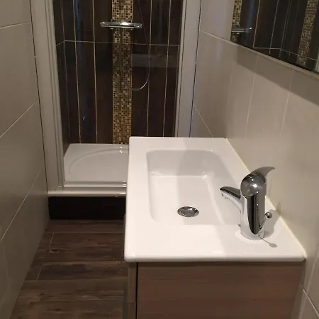 Duplex 4 Pieces, Balcon, 8 Pers, 4*, Animaux Ok, Proche Telecabine - - Fr-1-263-207 * Valloire